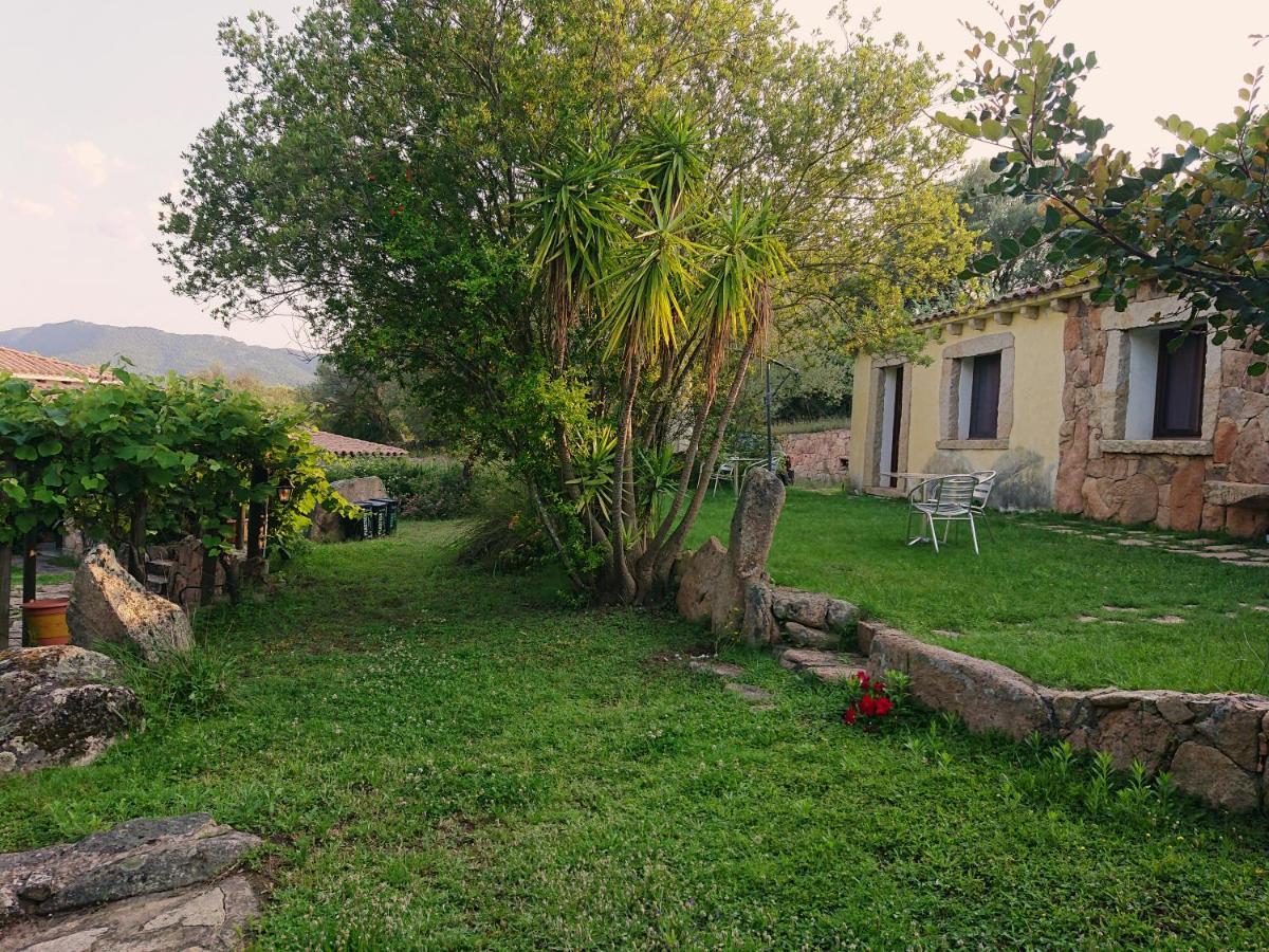 Agriturismo Desole Monti Ngoại thất bức ảnh