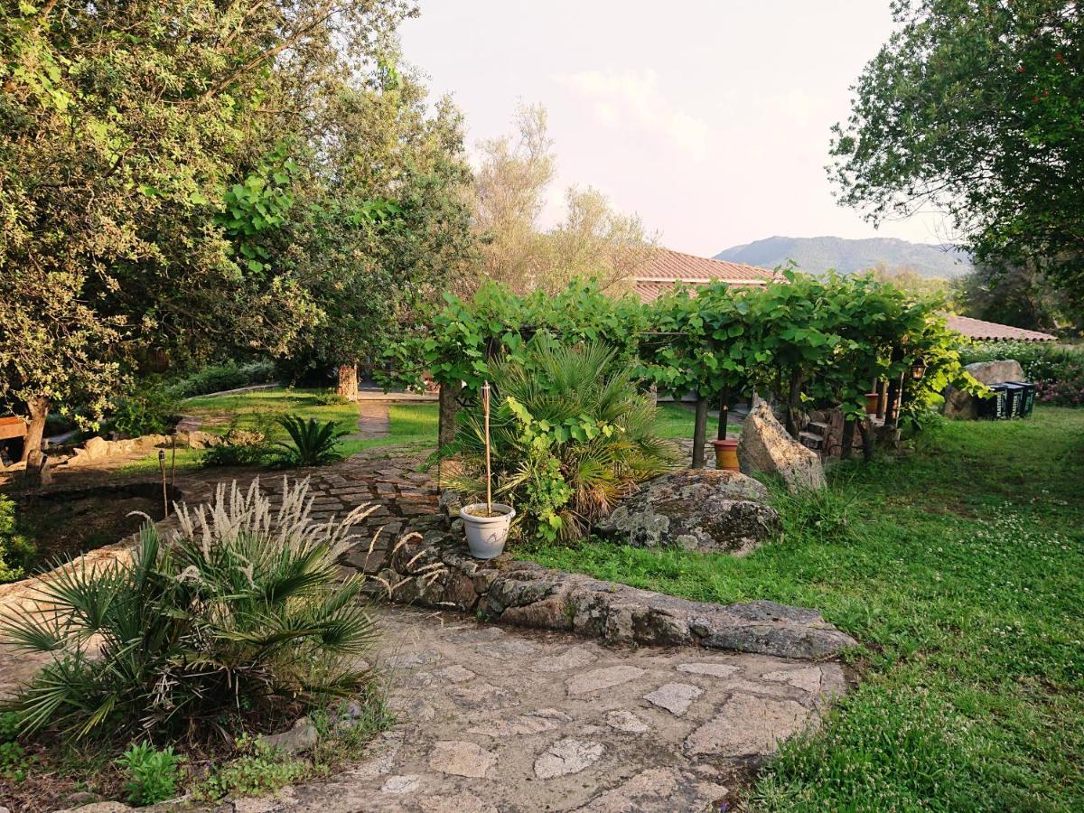 Agriturismo Desole Monti Ngoại thất bức ảnh